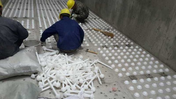 大慶市自來(lái)水公司濾帽施工現(xiàn)場(chǎng)